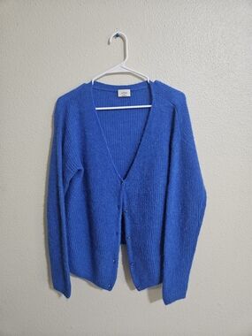 Wilfred Royal Blue V-Neck Buttoned Cardigan